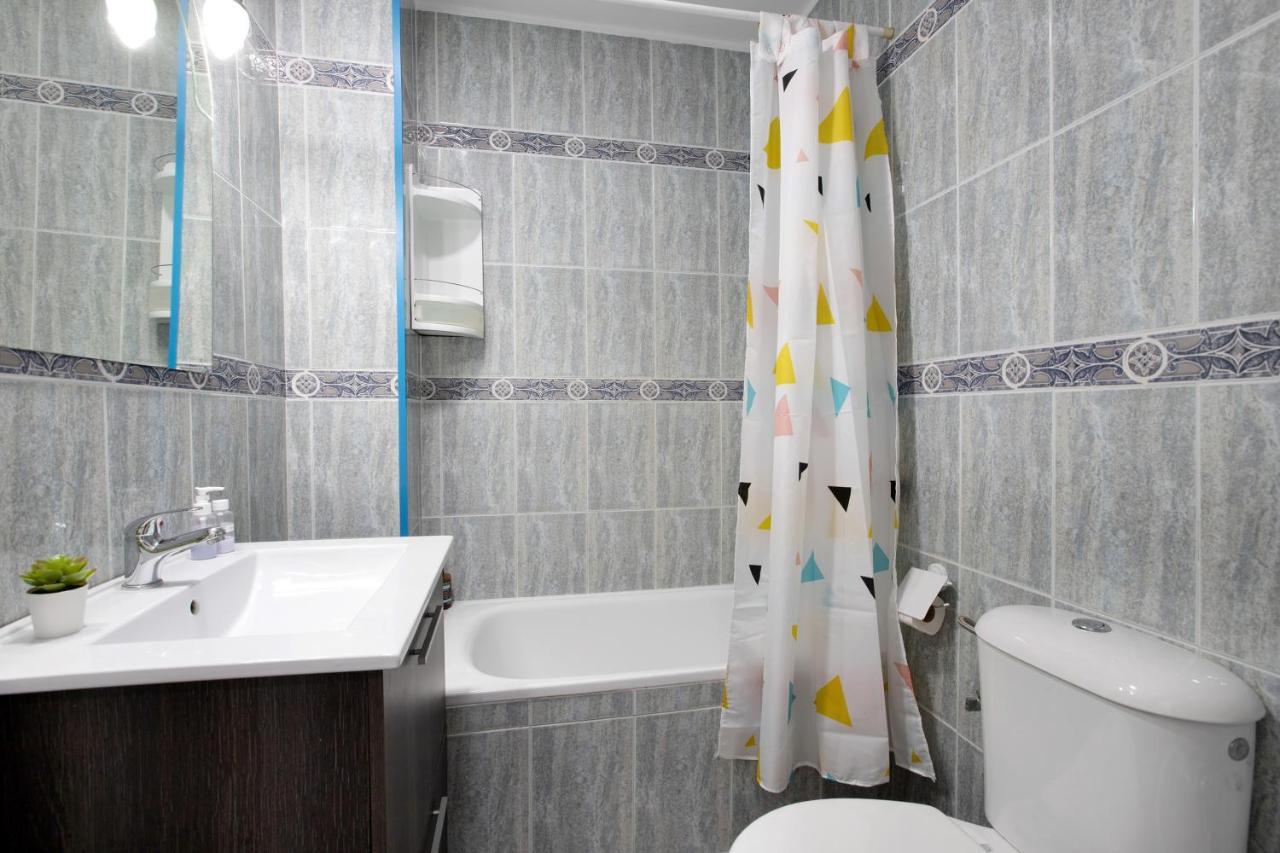 Bulto Carihuela B Apartment Torremolinos Ngoại thất bức ảnh